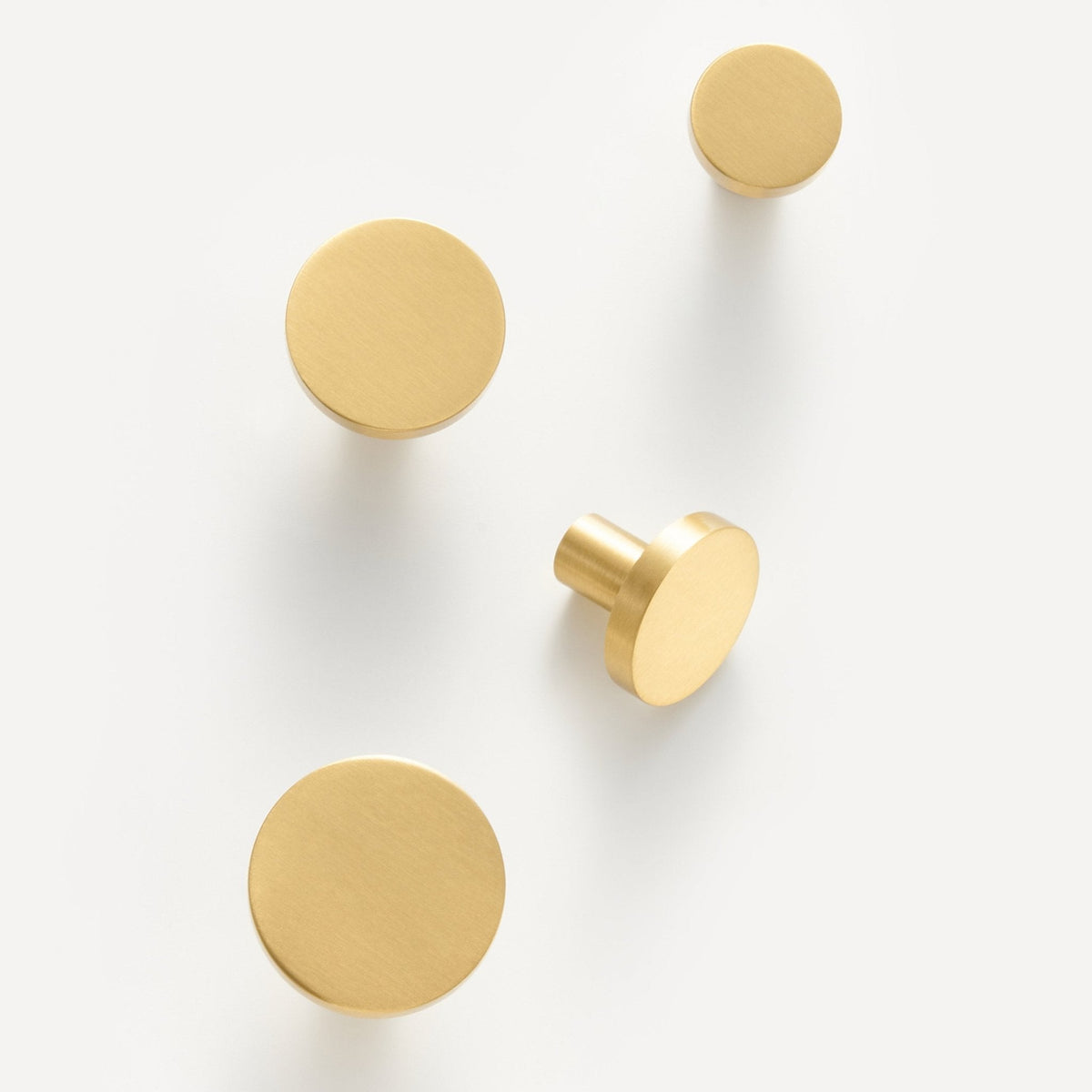 AERO Solid Brass Cabinet Knob